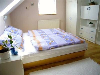 фото отеля Fured Apartments