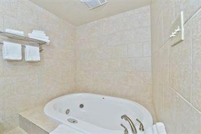 фото отеля Americas Best Value Inn Red Oak