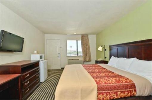 фото отеля Americas Best Value Inn Red Oak