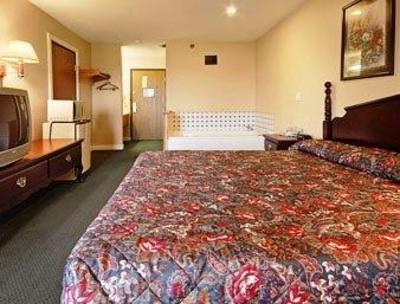 фото отеля Super 8 Motel Galesburg