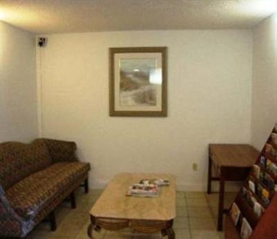 фото отеля Bellefontaine Inn and Suites