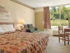 фото отеля Bellefontaine Inn and Suites