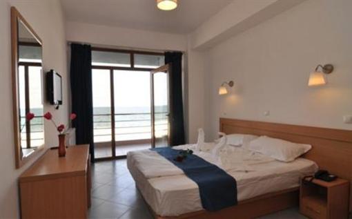 фото отеля Blue Beach Studios Mamaia