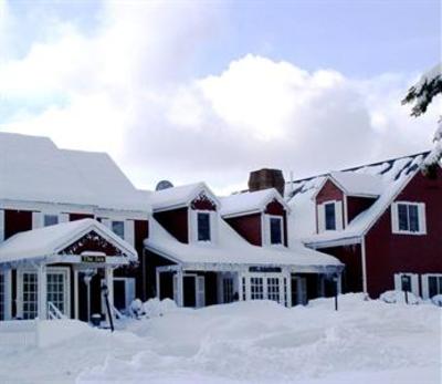 фото отеля Wachusett Village Inn