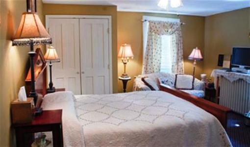 фото отеля The Red Hook Country Inn