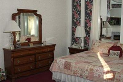 фото отеля West Ridge Guest House