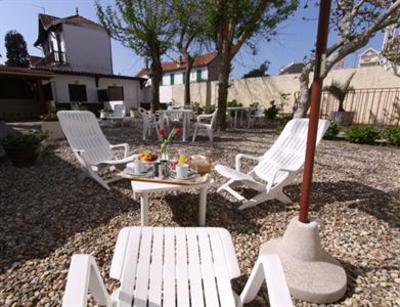 фото отеля Hotel Moderne Arcachon