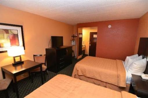 фото отеля Quality Inn Dunmore