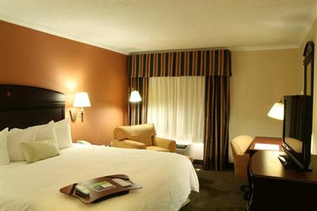 фото отеля Hampton Inn Somerset (New Jersey)