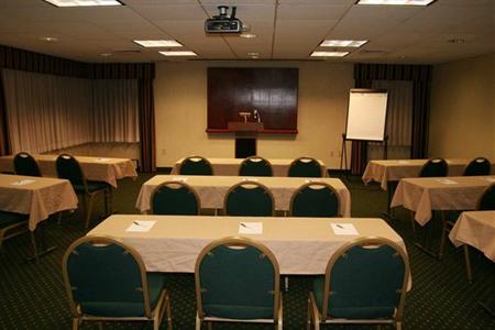 фото отеля Hampton Inn Somerset (New Jersey)
