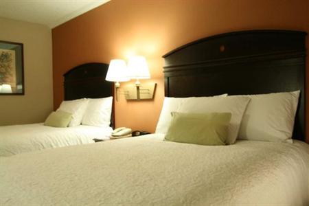 фото отеля Hampton Inn Somerset (New Jersey)
