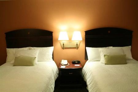 фото отеля Hampton Inn Somerset (New Jersey)