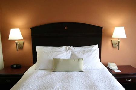 фото отеля Hampton Inn Somerset (New Jersey)