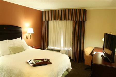 фото отеля Hampton Inn Somerset (New Jersey)