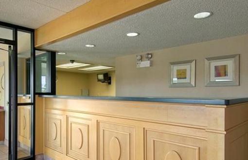фото отеля Red Roof Inn Arlington Heights