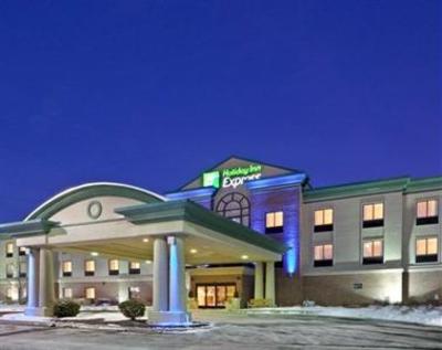 фото отеля Holiday Inn Express Village West