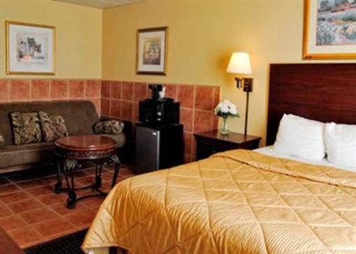 фото отеля Comfort Inn Triadelphia