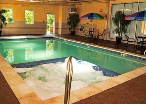 фото отеля Comfort Inn Triadelphia