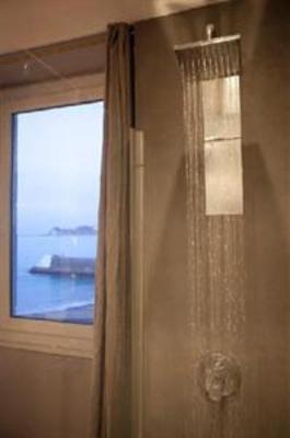 фото отеля Hotel La Caravelle Ciboure