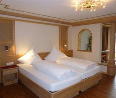 фото отеля Hotel Schwarzwaldgasthof Rossle
