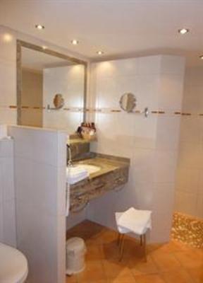 фото отеля Hotel Schwarzwaldgasthof Rossle