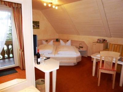 фото отеля Hotel Schwarzwaldgasthof Rossle