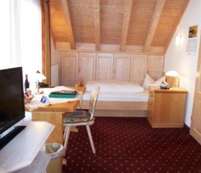 фото отеля Hotel Schwarzwaldgasthof Rossle