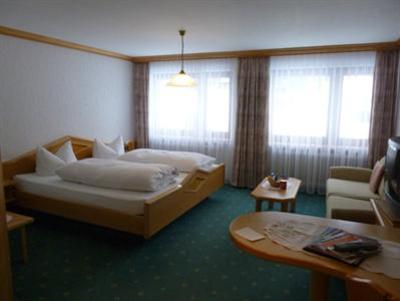 фото отеля Hotel Schwarzwaldgasthof Rossle