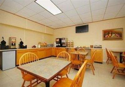 фото отеля Quality Inn and Suites Clarion