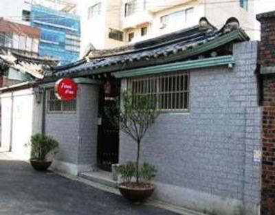 фото отеля Hanok Friends House 2