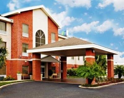фото отеля Holiday Inn Express Hotel & Suites Weslaco