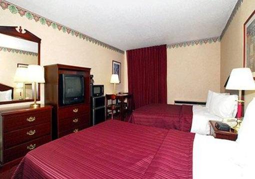 фото отеля Quality Inn & Suites Warren (Michigan)