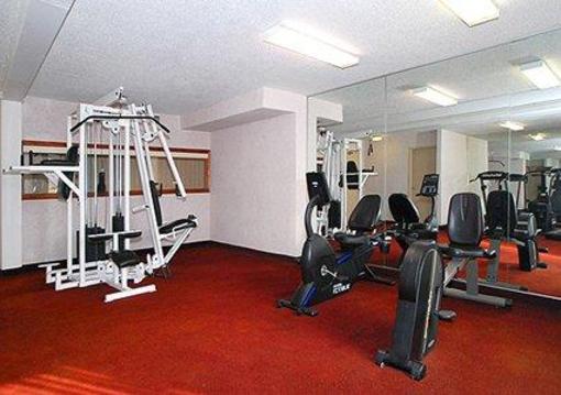 фото отеля Quality Inn & Suites Warren (Michigan)