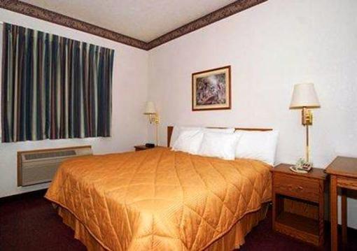 фото отеля Econo Lodge Decatur (Indiana)