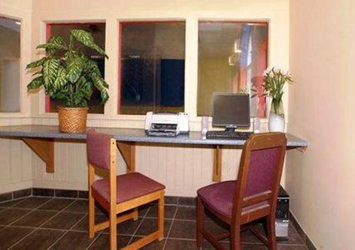 фото отеля Econo Lodge Decatur (Indiana)