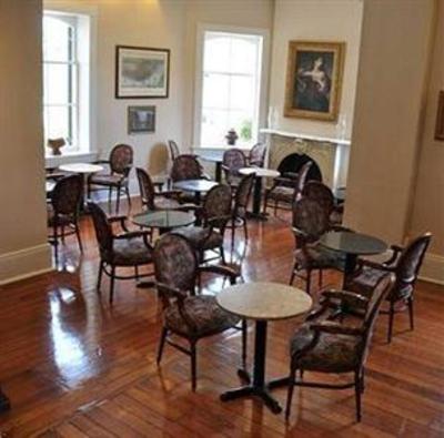 фото отеля New Orleans Courtyard Hotel