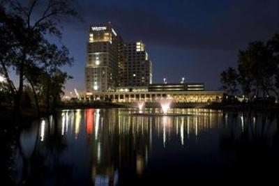 фото отеля Westin Lombard Yorktown Center