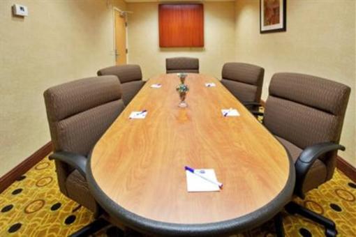 фото отеля Holiday Inn Express Hotel and Suites Hardeeville-Hilton Head