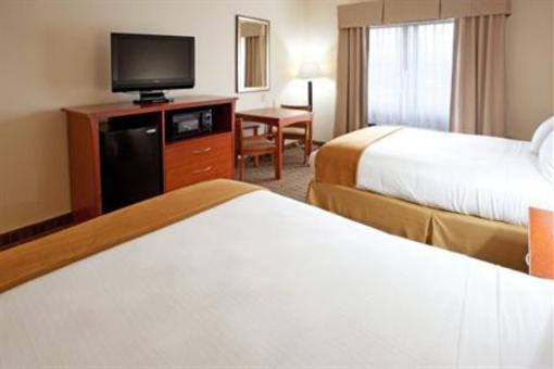 фото отеля Holiday Inn Express Hotel and Suites Hardeeville-Hilton Head