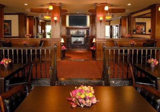 фото отеля Comfort Inn & Suites Knoxville