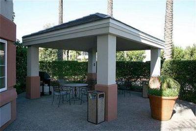 фото отеля Candlewood Suites Orange County Airport