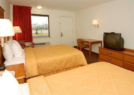 фото отеля Rodeway Inn & Suites Hwy 290 NW