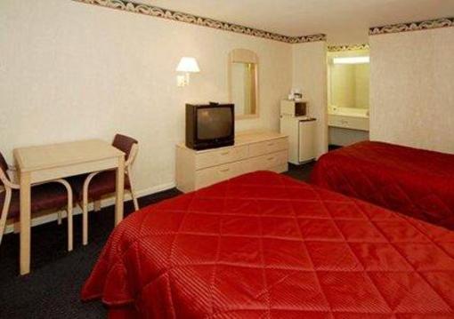 фото отеля Rodeway Inn & Suites Hwy 290 NW