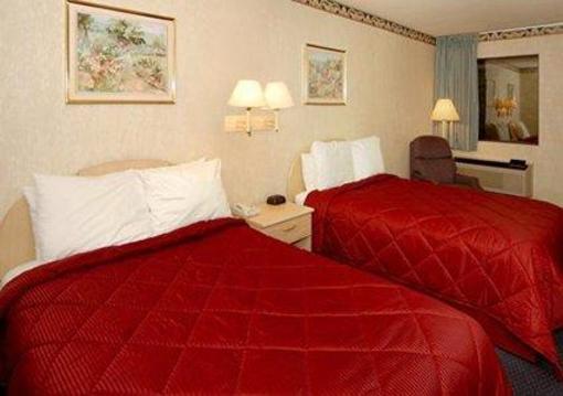 фото отеля Rodeway Inn & Suites Hwy 290 NW