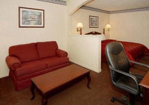 фото отеля Rodeway Inn & Suites Hwy 290 NW