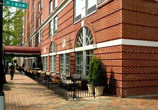 фото отеля Fairfield Inn & Suites Downtown Washington D.C.