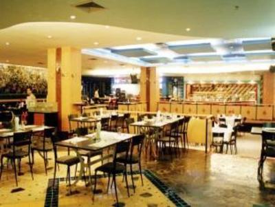 фото отеля Rachaphruk Grand