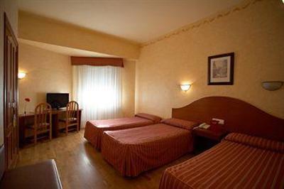 фото отеля Ciudad de Burgos Hotel