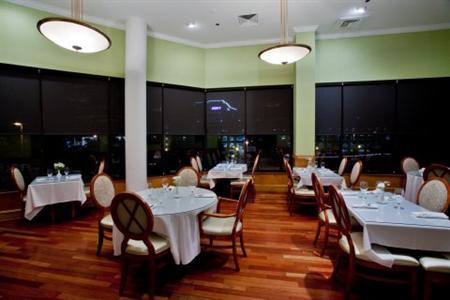 фото отеля Crowne Plaza Richmond Downtown