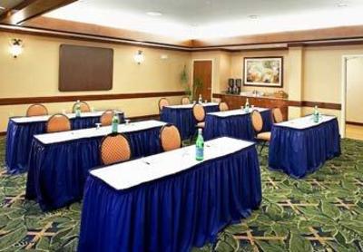 фото отеля Courtyard by Marriott Washington Meadow Lands